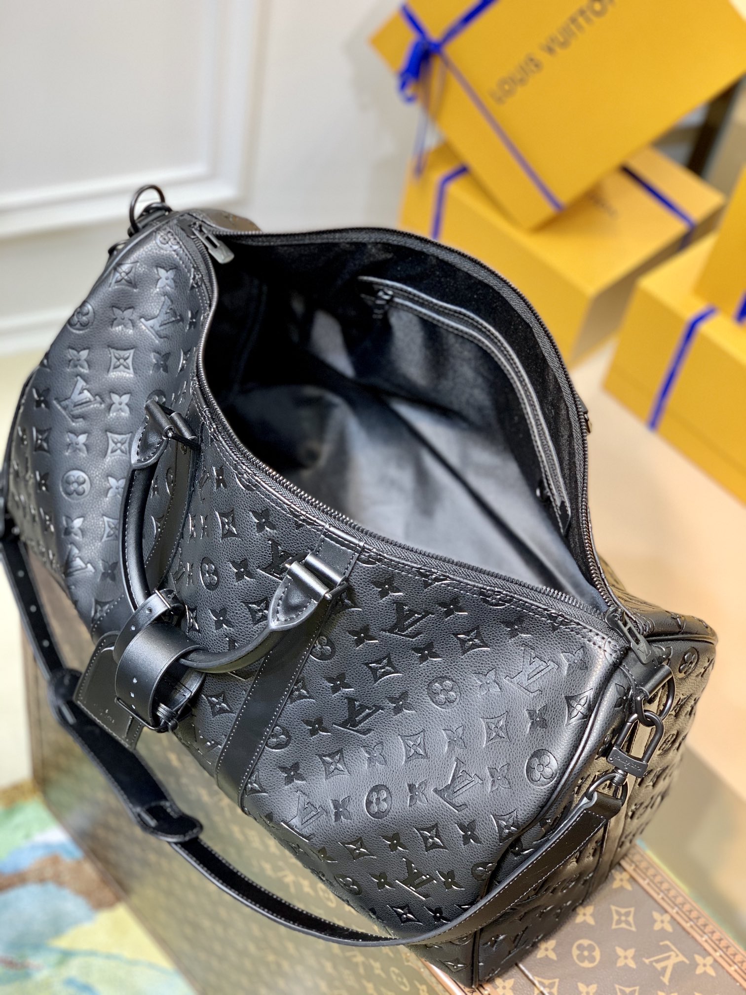 原单M59025黑色压花 本款 Keepall 旅行袋