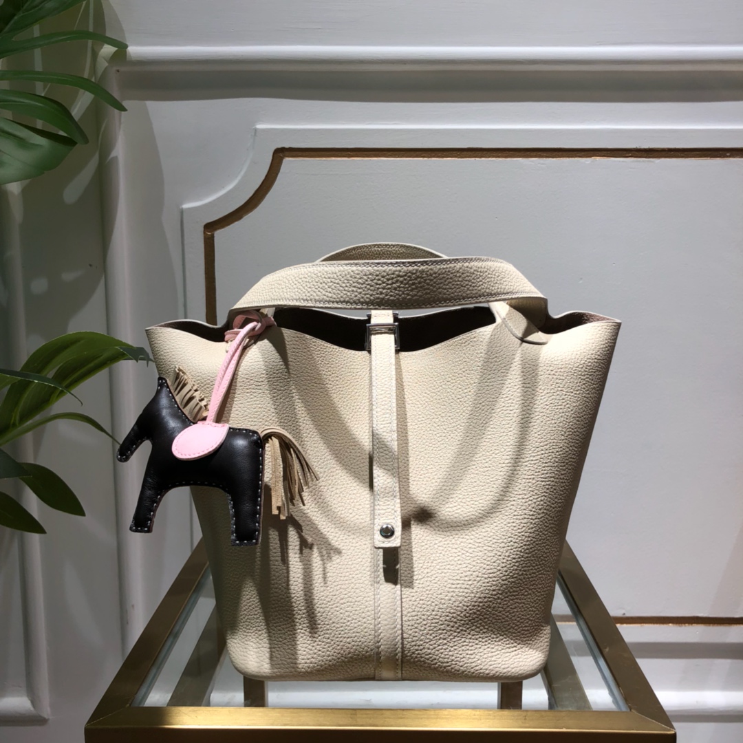 Picotin 羊毛白 细节图进口法国蜡线缝制 进口togo小牛 尺寸分别18cm  22cm  