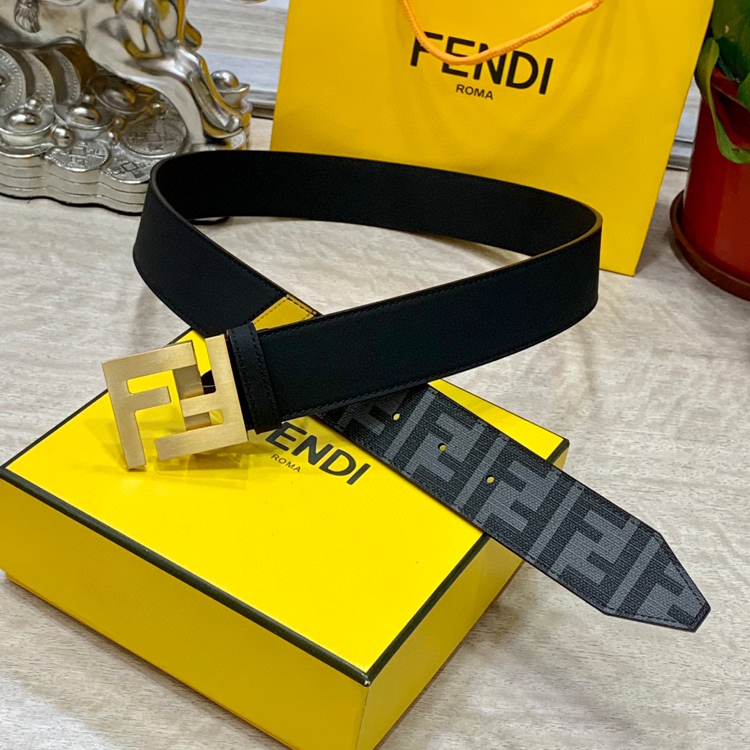 FENDl 芬迪全套包装 宽40MM双面原版小牛皮 搭配单钌钯电镀扣 完美的手感.油边 出众的设计.风格 高贵奢华 时尚大方 高清实拍 货真价实 品质保证