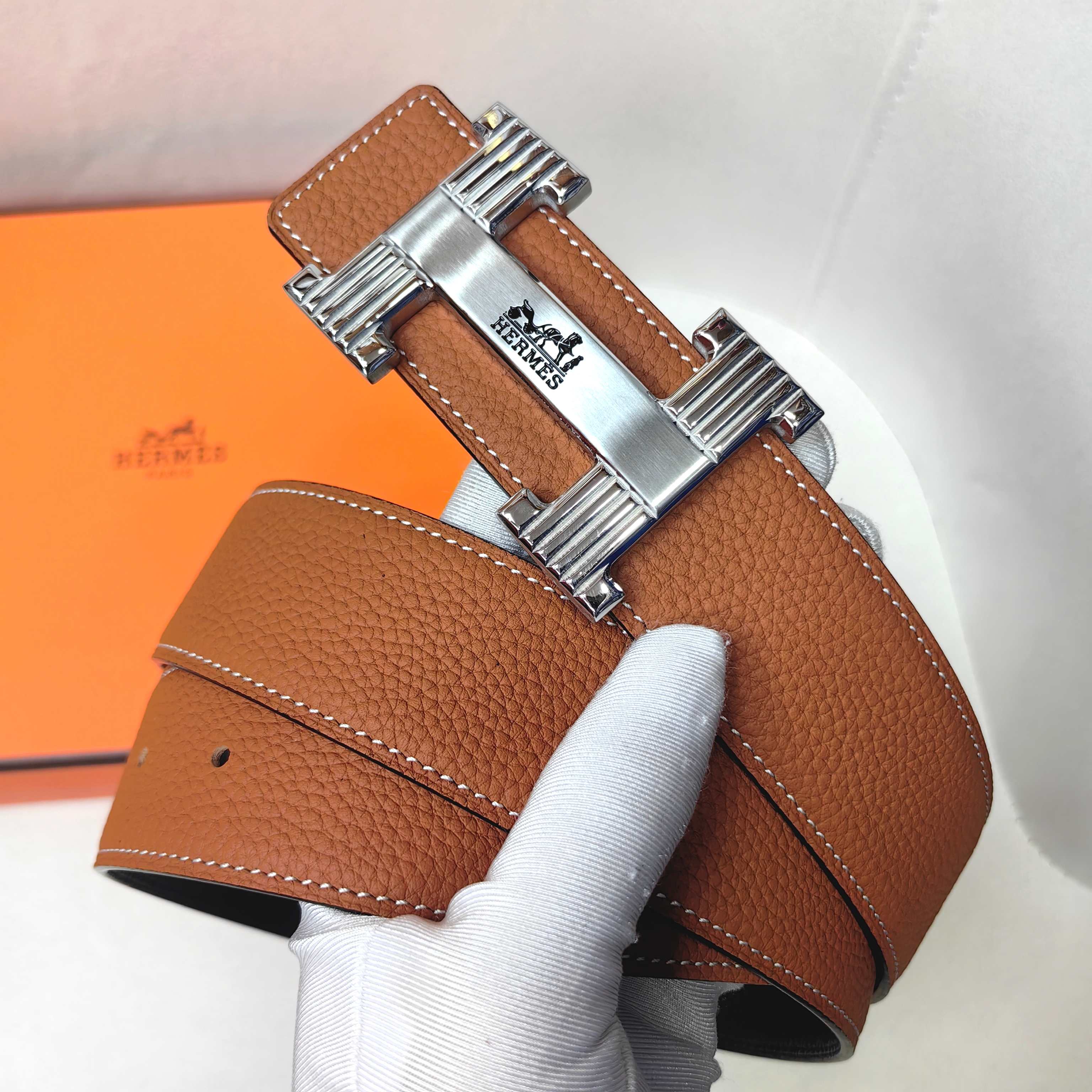 HERMES.爱马仕全套包装 男士真皮腰带 宽度3.8cm 原版带身 配搭精品钢扣 可双面使用 触感厚实