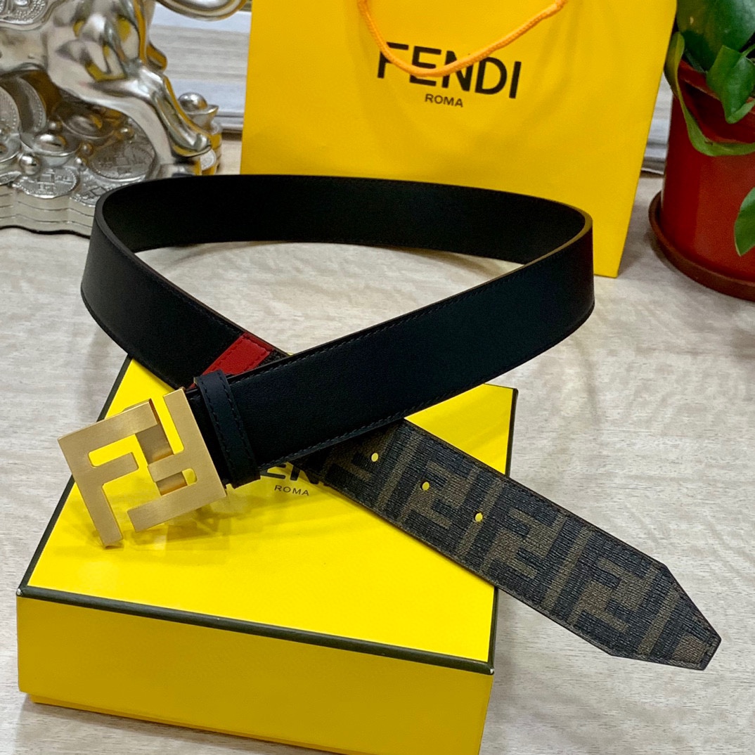 FENDl 芬迪全套包装 宽40MM双面原版小牛皮 搭配单钌钯电镀扣 完美的手感.油边 出众的设计.风格 高贵奢华 时尚大方 高清实拍 货真价实 品质保证